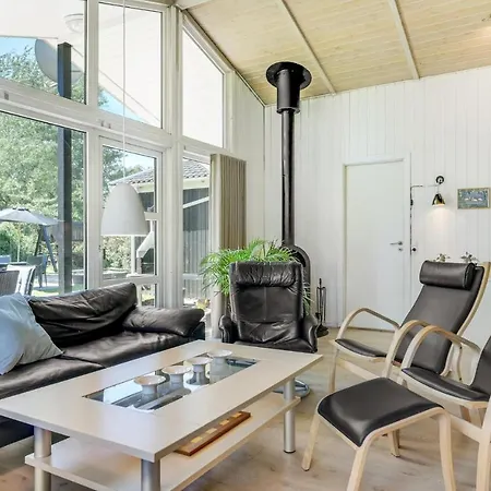 Cozy In With Indoor Swimming Pool Ferienhaus Gilleleje